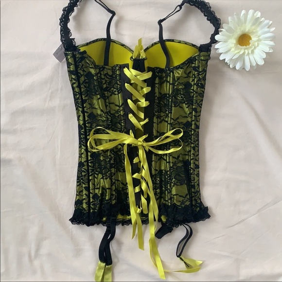 Fredericks of Hollywood bustier bra top with garter. Size S, fits 32-34 A. Wired - Picture 3 of 12